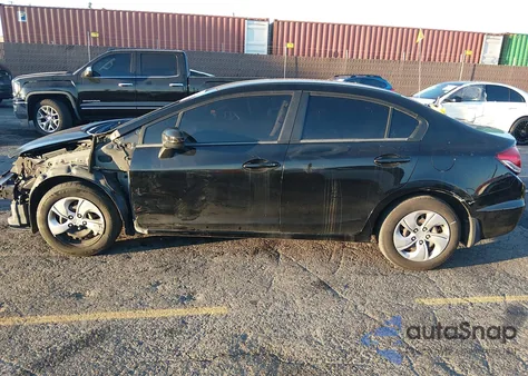 2015 Honda Civic z USA, uszkodzony, nr VIN 19XFB2F58FE272850